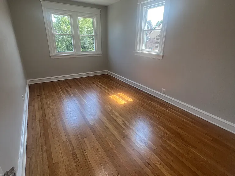 904 W 21st St #2 — Photo 8