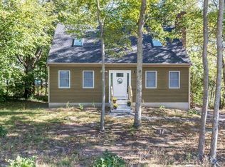 29 Maple St, Plainville, MA 02762