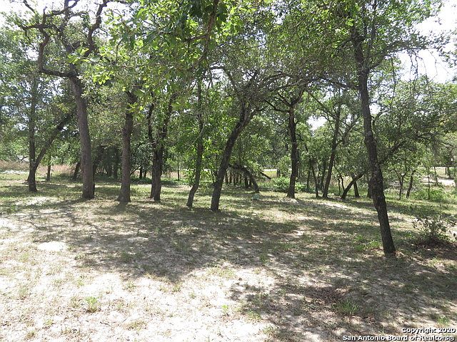 2nd image of 385 Cimarron Dr