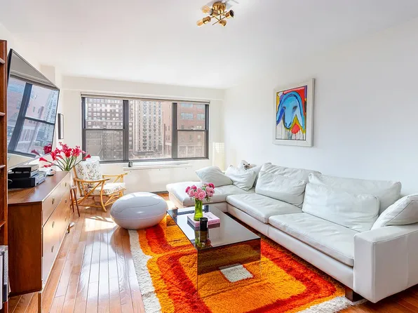 120 E 90th St APT 16B, New York, NY 10128