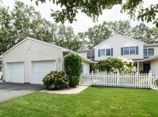 6 Cherrywood Cir, Brick, NJ 08724