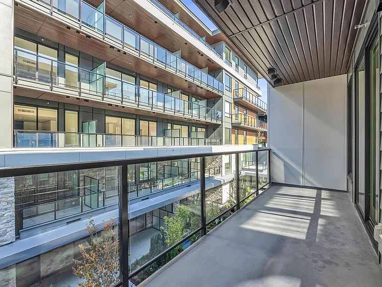 375 Clayton St #313 — Photo 15