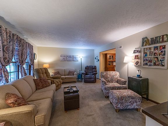 5th image of 2228 Brookwood Ln