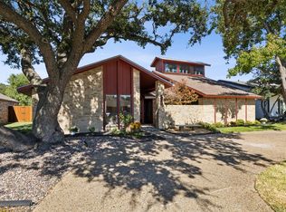 7415 Carta Valley Dr, Dallas, TX 75248