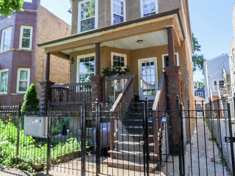 3525 W Dickens Ave #2A — Photo 14
