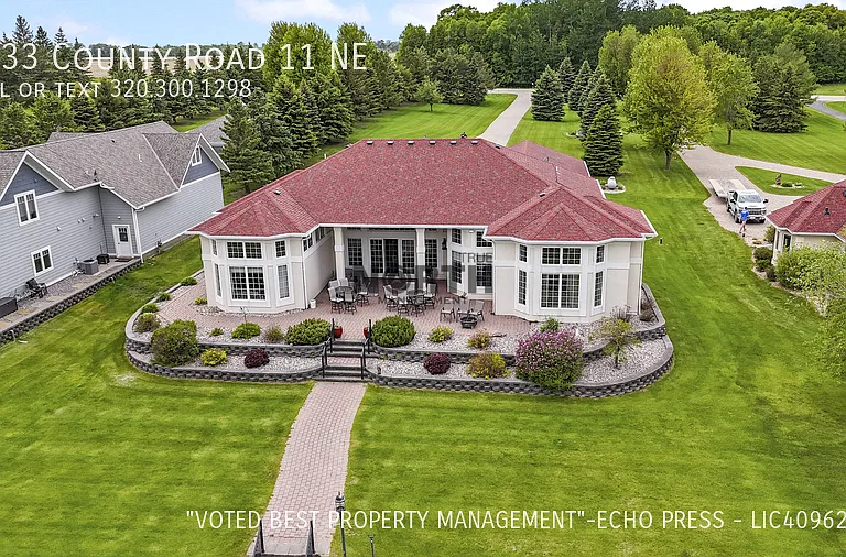 7233 County Road 11 NE — Photo 1