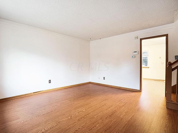 5th image of 3552 Malabar St