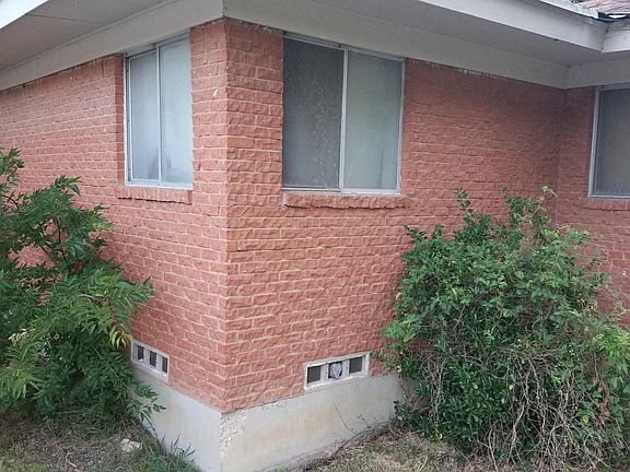 3rd image of 7120 Overhill Rd