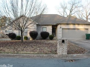 20 Dartmouth Dr, Little Rock, AR 72204