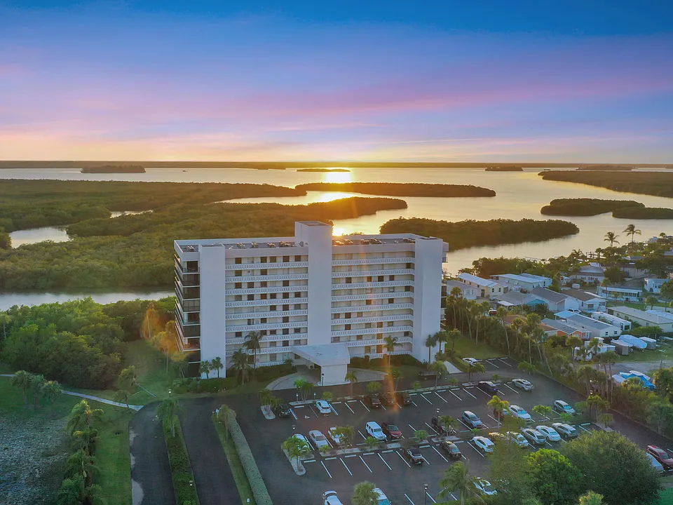 5059 N Highway A1A #701