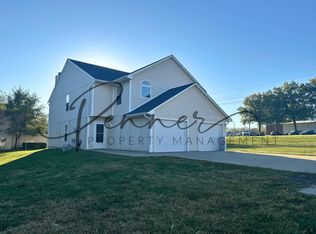 510 SW 4th St, Blue Springs, MO 64014