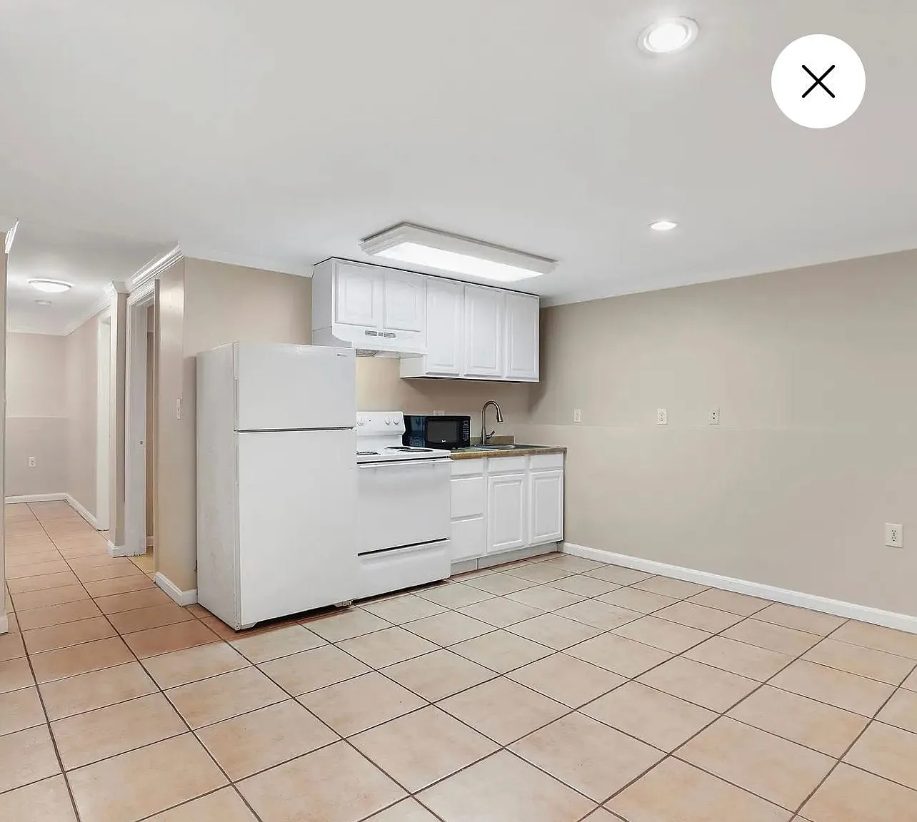523 Florida Ave NE — Photo 2