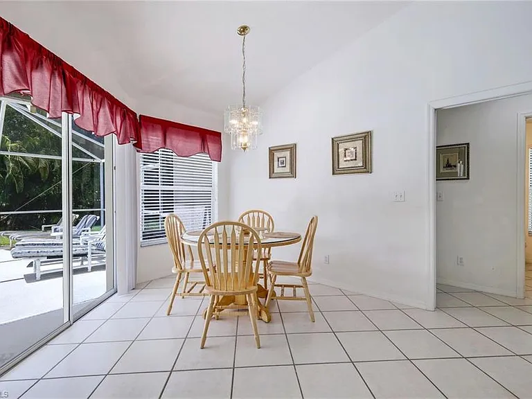 5110 Brixton Ct — Photo 12