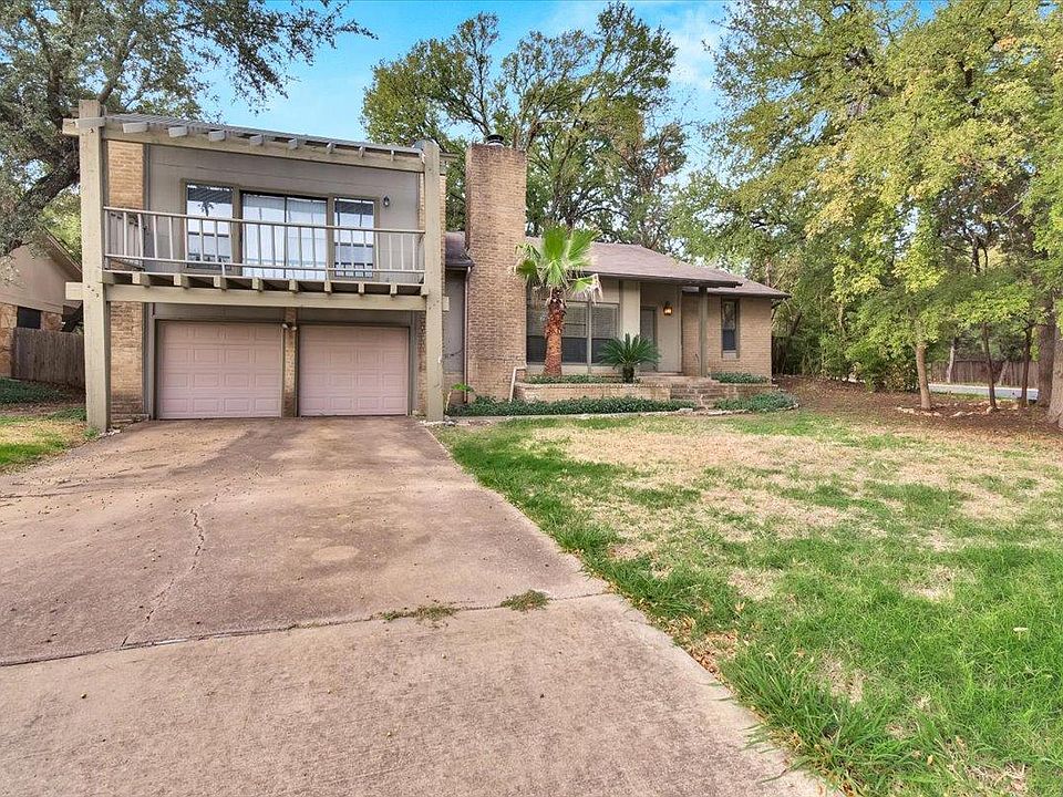 1st image of 2015 Mistywood Dr