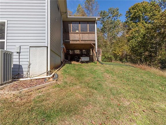 2nd image of 2300B Highway 52 W