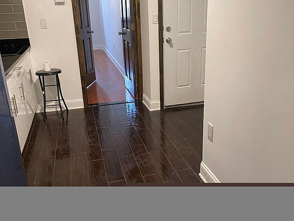 5th image of 1229 N 15th St #1