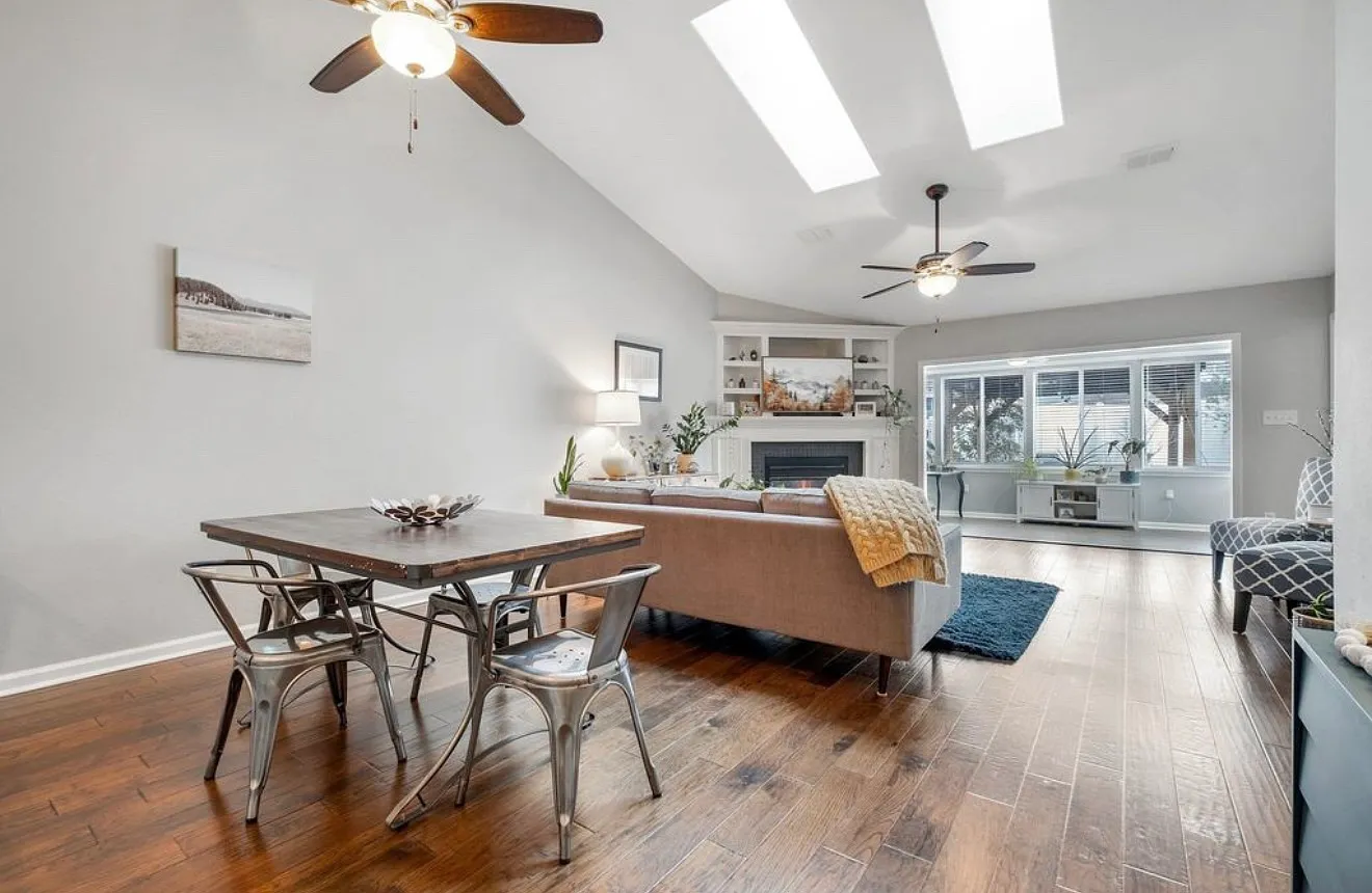 3 bed, 1662 sqft, $2,600 — Photo 4