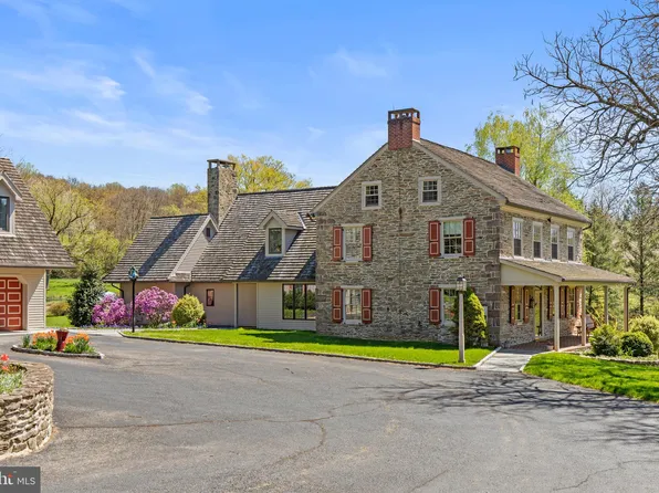 47 Flory Rd, Lenhartsville, PA 19534