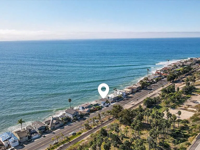 3884 Pacific Coast Hwy — Photo 28