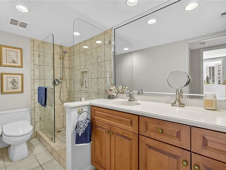 4001 Gulf Shore Blvd N #303 — Photo 20