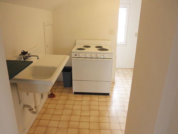 4th image of 1115 S 8th Ave #1/2