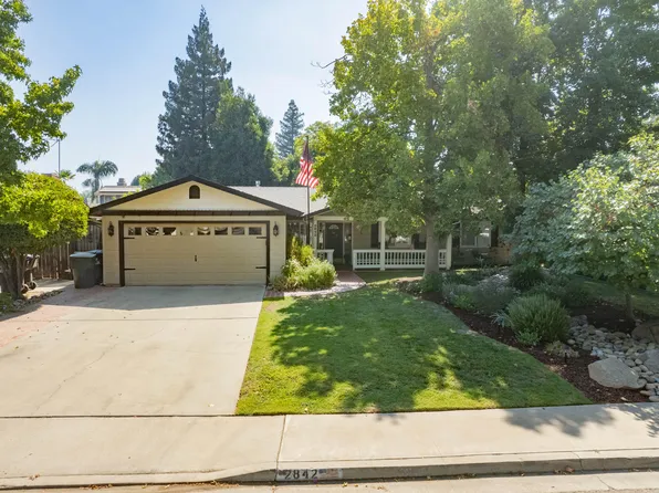 2842 S Jacob Street, Visalia, CA 93277