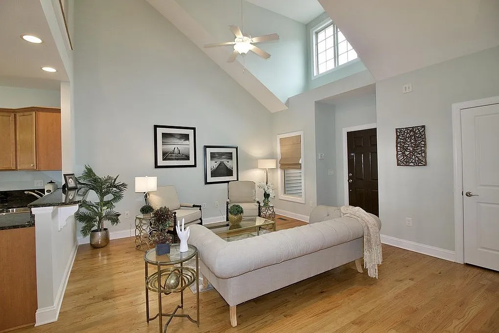 45 Cypress Circle - 1 — Photo 4