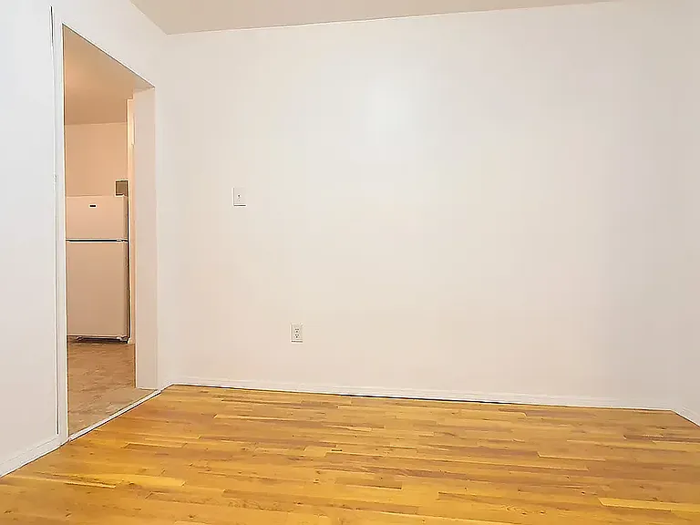 224 Metropolitan Ave #8 — Photo 5