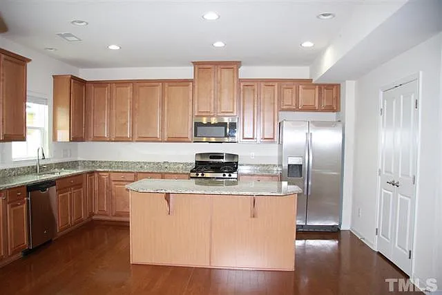1013 Semora Ln — Photo 6