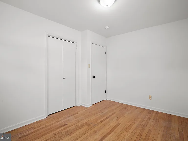 803 Grafton St — Photo 19
