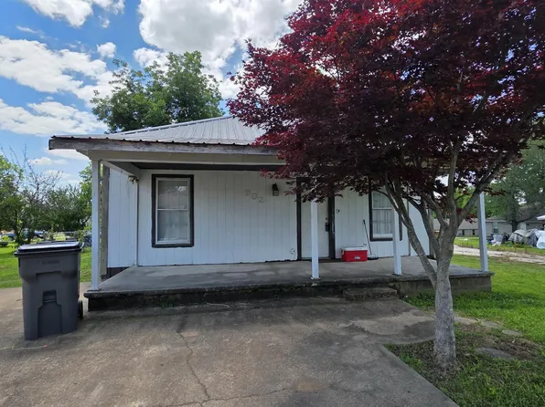902 Wirt St, Paragould, AR 72450