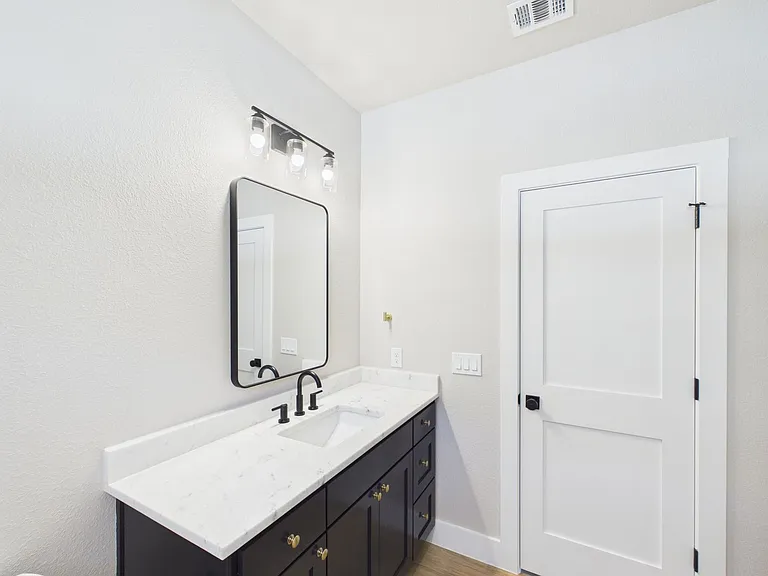 110 Parlin Ln — Photo 25