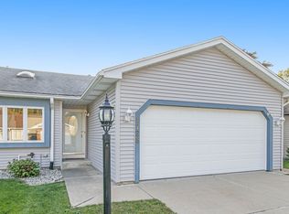 1728 Lowell Wood Dr, Mishawaka, IN