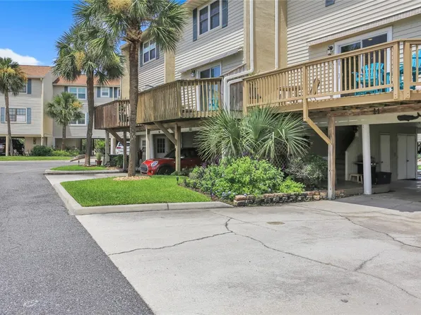 925 Tarpon Ave APT 14, Fernandina Beach, FL 32034
