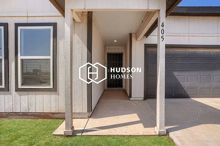 3 bed, 2.0 bath, 1298 sqft, $1,299 — Photo 3