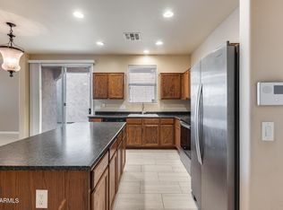 9 N 87th Ln, Tolleson, AZ 85353