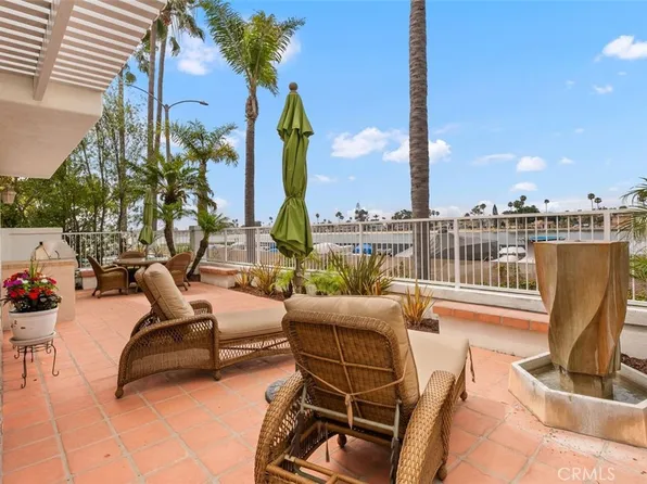 5564 Spinnaker Bay Dr, Long Beach, CA 90803