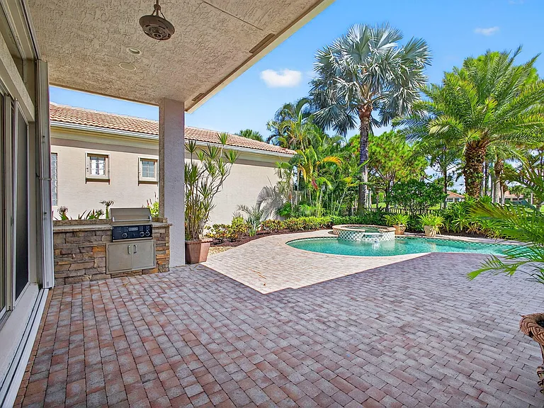 283 Porto Vecchio Way — Photo 54