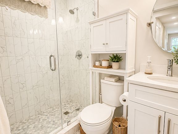 5th image of 393 W Broadway APT 6
