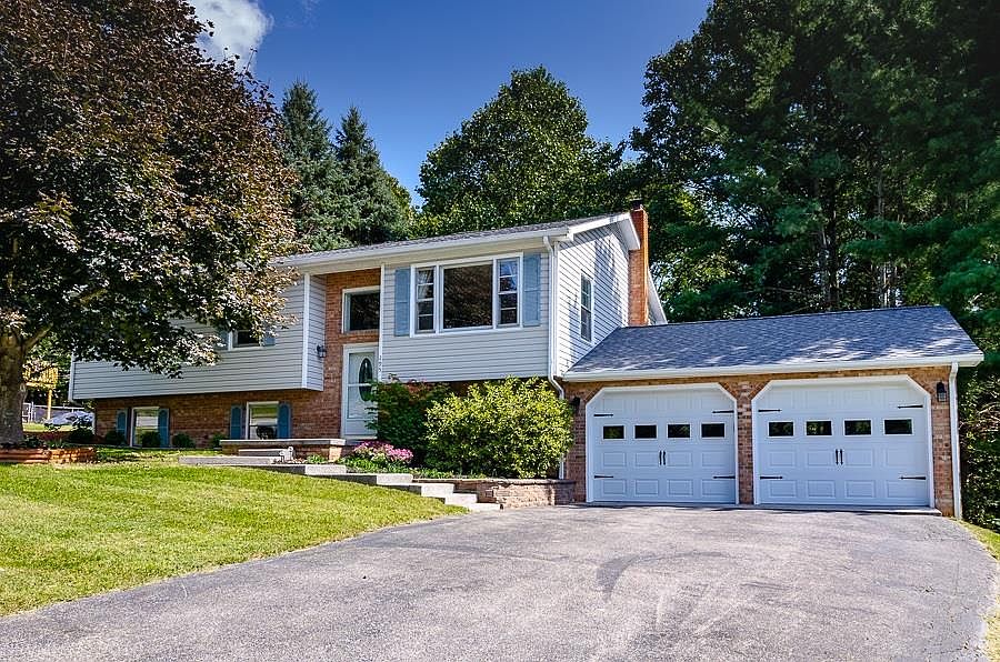 1st image of 295 Tanglewood Dr