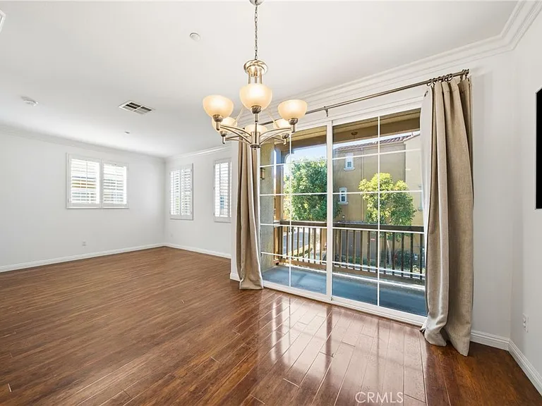 22919 Mariposa Ave #910 — Photo 7