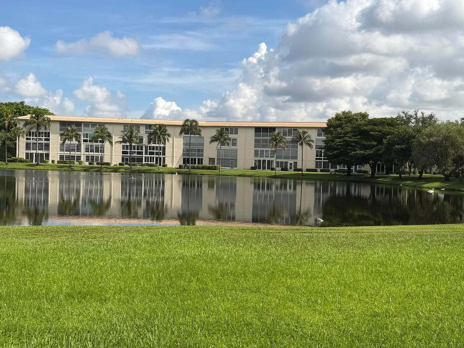 Bermuda — Photo 1