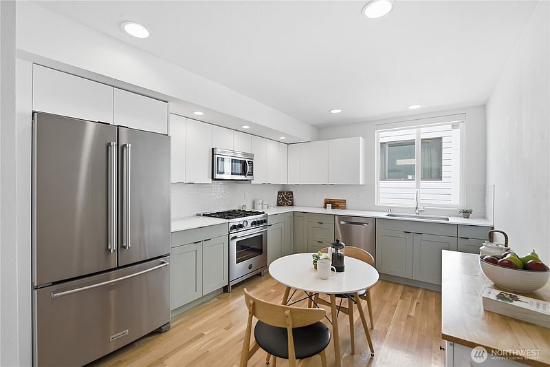 5th image of 2630 NW 58th Street Unit C