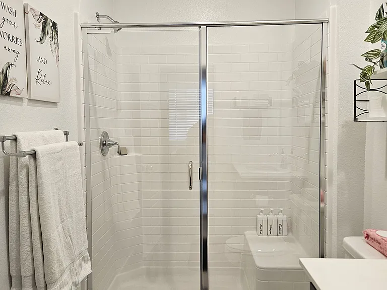1024 Gabriela Ridge Ln #B — Photo 16