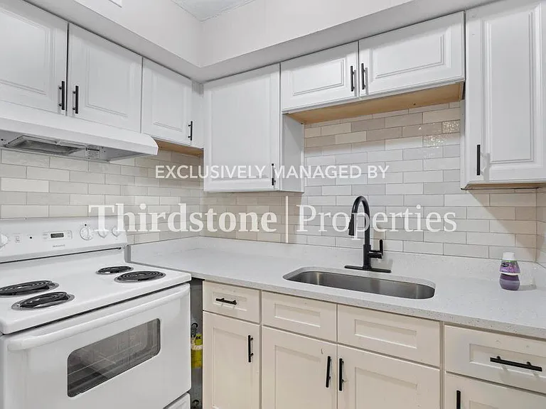 2887 Post St #2 — Photo 5