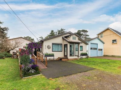 5925 Coates Ave, Cloverdale, OR, 97112