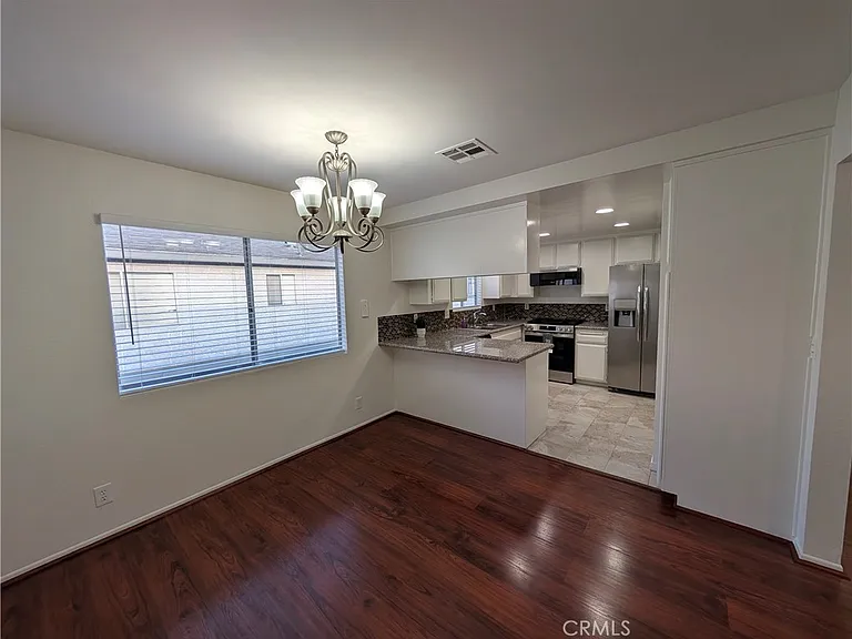 845 W Olive Ave #B — Photo 12