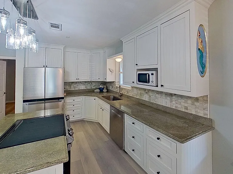 93 Beachfront Trl — Photo 4