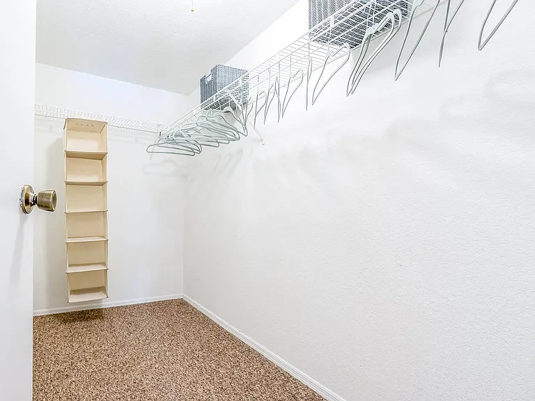 Coastline Cove Apartment Homes — Photo 8