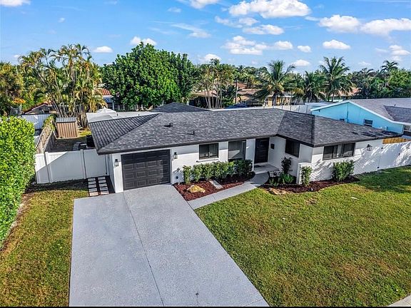 4th image of 1399 W Camino Real